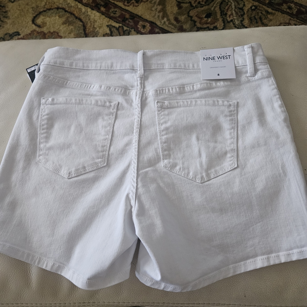 Nine West Women's White Shorts - Picture 10 of 11